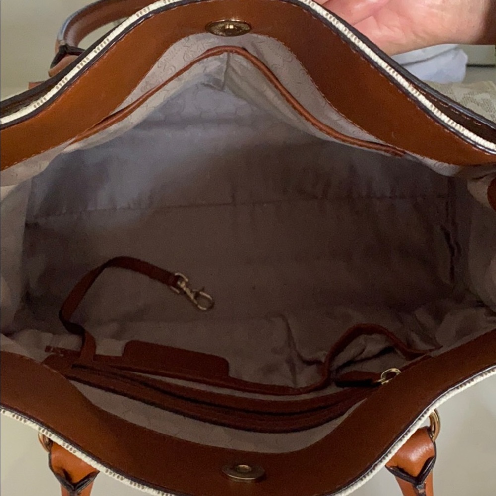 Michael Kors Purse - Picture 7 of 8